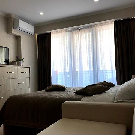 Orbi Beach Tower Aparts Batumi Exterior photo