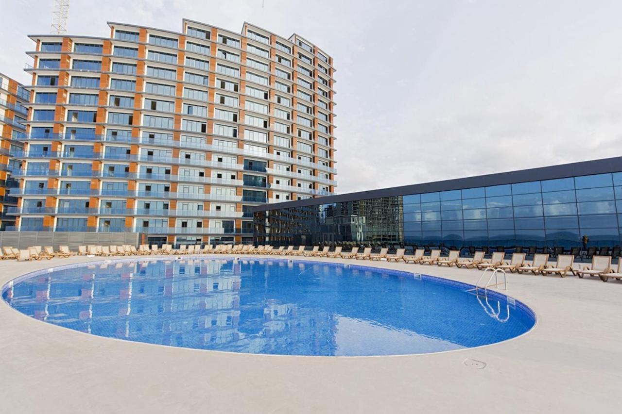 Orbi Beach Tower Aparts Batumi Exterior photo