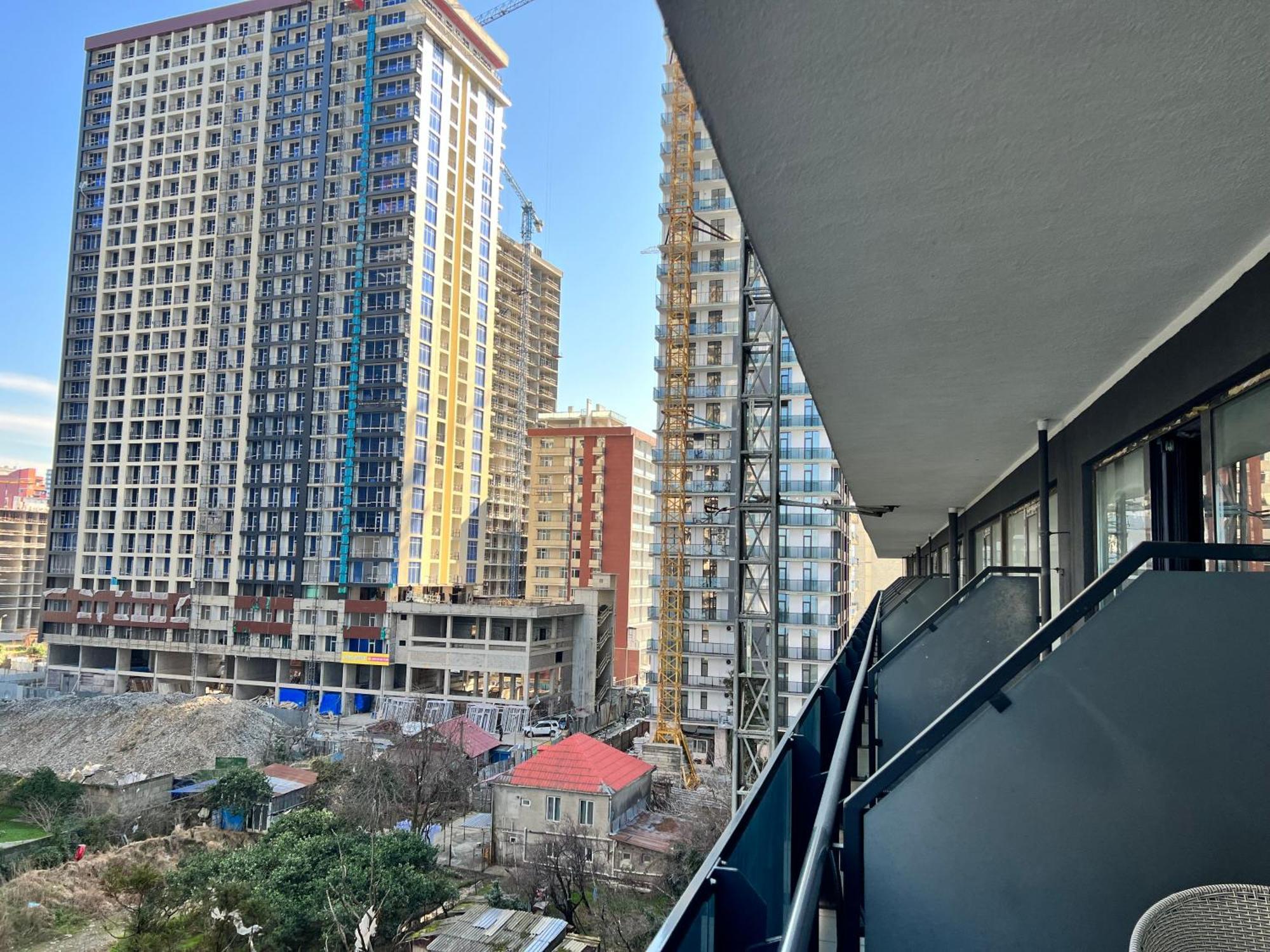 Orbi Beach Tower Aparts Batumi Exterior photo